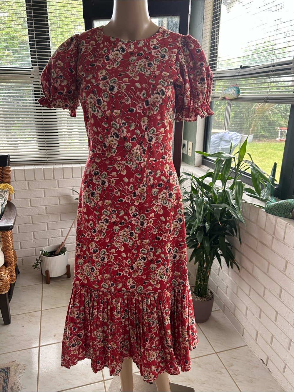 ANTONIO MELANI Red Floral Midi Dress with Ruffled Hem
